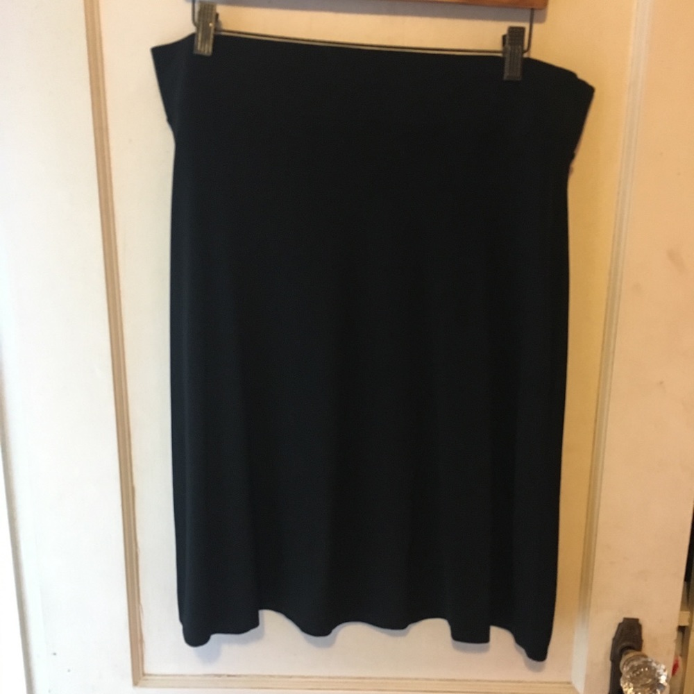 Flowy skirt